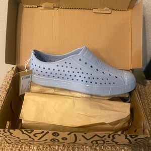 Youth Size 6 Alaska Blue Natives.